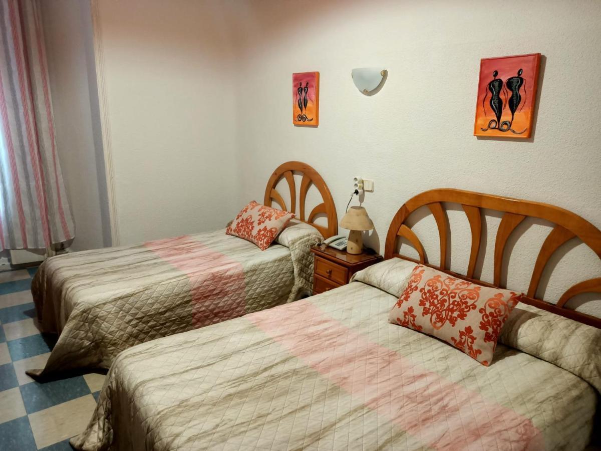Hostal Continental Madrid Exteriér fotografie