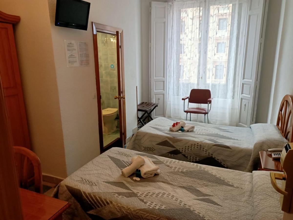 Hostal Continental Madrid Exteriér fotografie