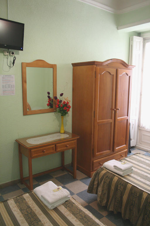 Hostal Continental Madrid Exteriér fotografie